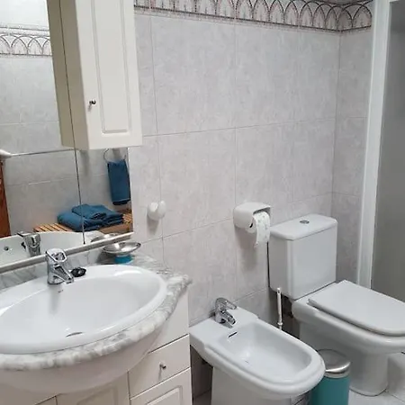 Tabaybas E31, Two Bed 公寓 卡门港